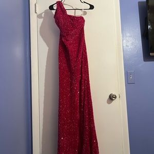 Hot pink prom dress one shoulder never worn from berlinnova.